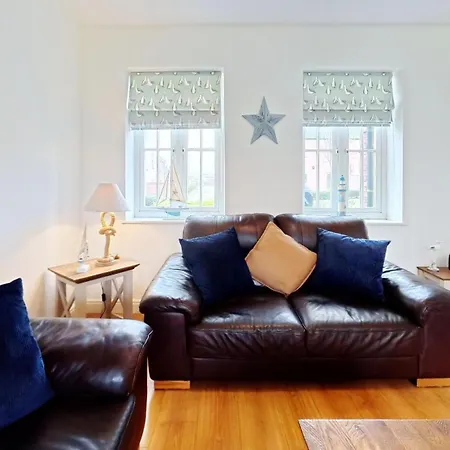 Holiday home Bayside - Seaview And Balcony - Part Of The The Bay Village With Pool, Gym And Direct Access, Pub, Restaurant, Tennis And Meadows Walks