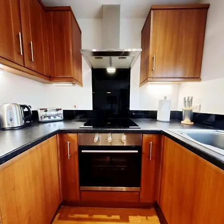 Bayside - Seaview And Balcony - Part Of The The Bay Village With Pool, Gym And Direct Access, Pub, Restaurant, Tennis And Meadows Walks Holiday home *