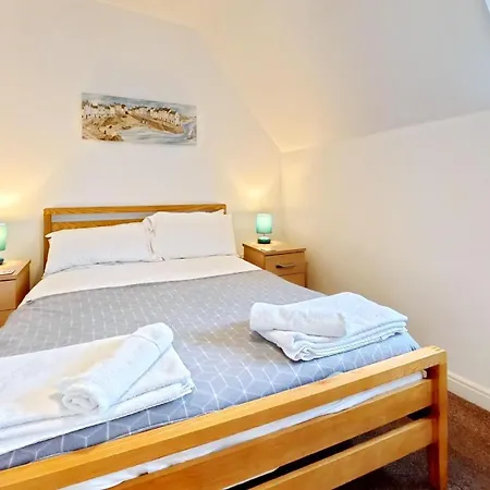 Bayside - Seaview And Balcony - Part Of The The Bay Village With Pool, Gym And Direct Access, Pub, Restaurant, Tennis And Meadows Walks Holiday home