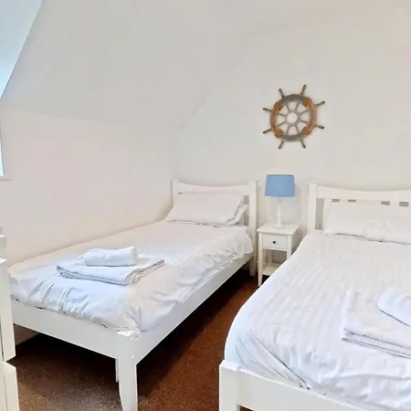 Holiday home Bayside - Seaview And Balcony - Part Of The The Bay Village With Pool, Gym And Direct Access, Pub, Restaurant, Tennis And Meadows Walks